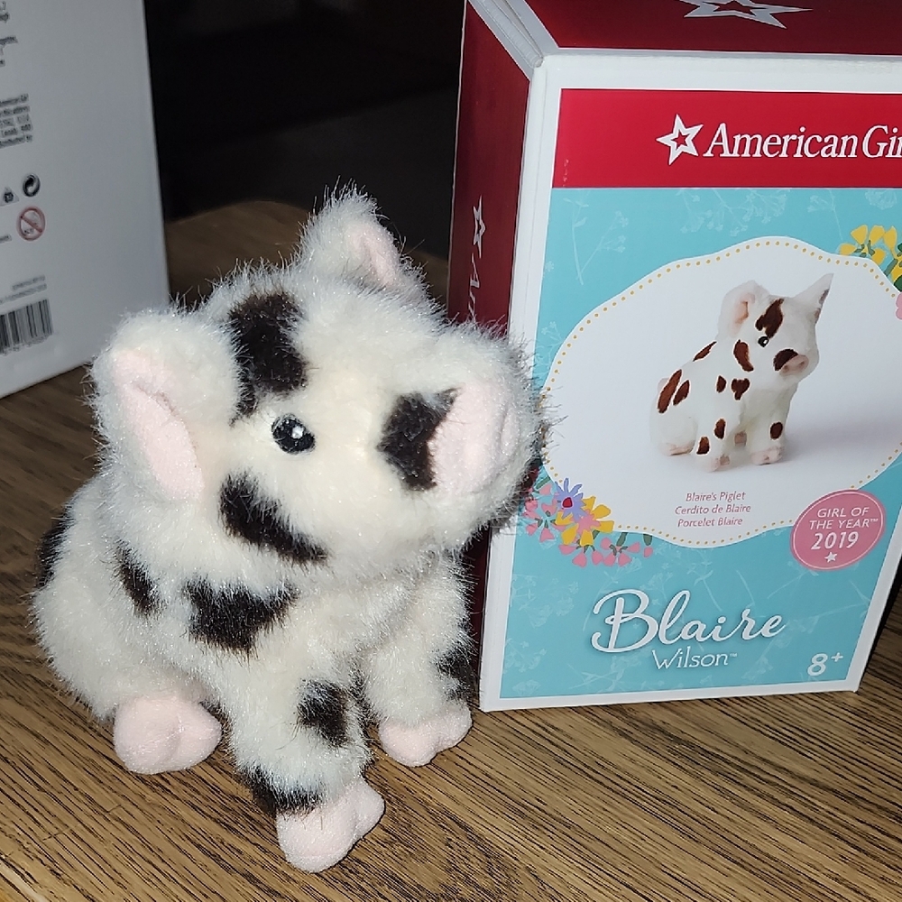 American Girl 18" Doll Blaire Wilson Black and White Plush Piglet NEW!